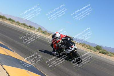 media/Oct-01-2023-SoCal Trackdays (Sun) [[4c570cc352]]/Turn 10 Inside (1250pm)/